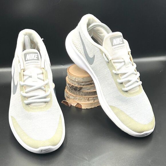 Nike Wmns Flex Experience RN 7 Running Shoes - Picture 1 of 11